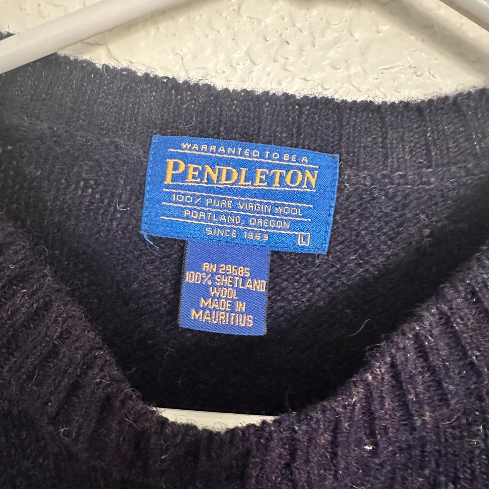 Pendleton Men's Navy Wool Sweater